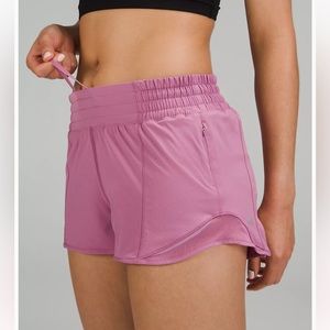 Lululemon Hotty Hot High-rise lined shorts